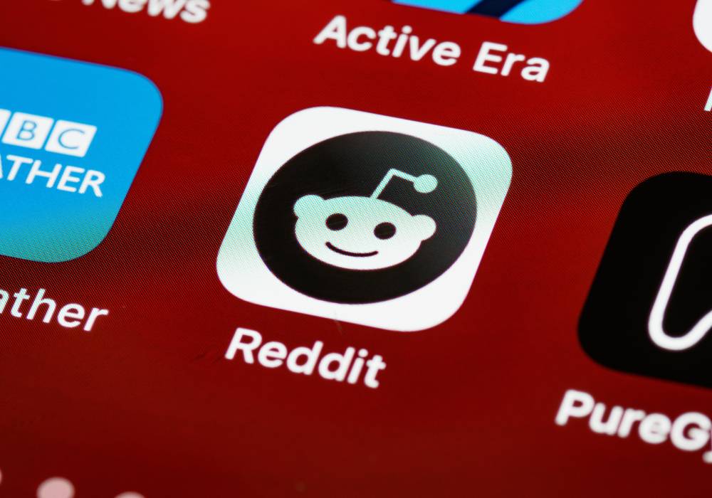Reddit on screen app icon